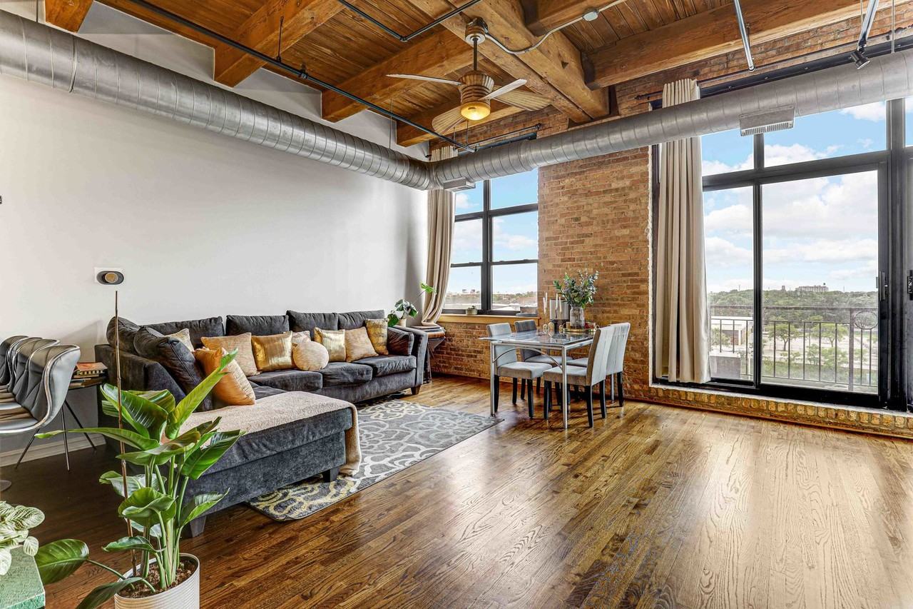 1250 W Van Buren St - Photo 5 of 15