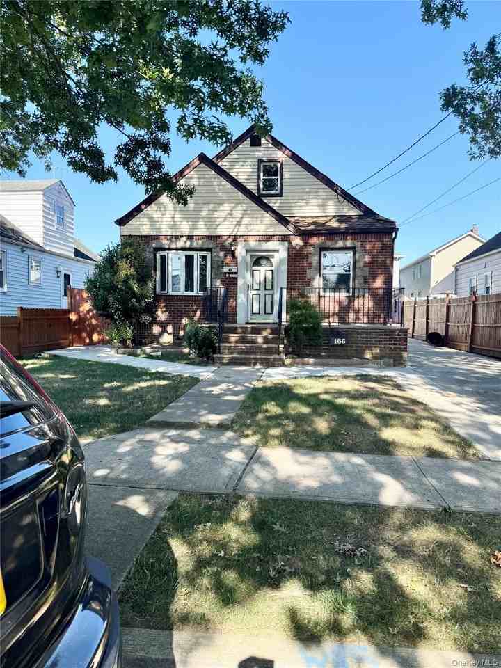 166 Belmont Blvd - Photo 2 of 18