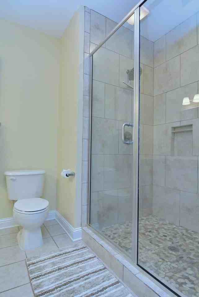 1900 Sussex Ct - Photo 6 of 14