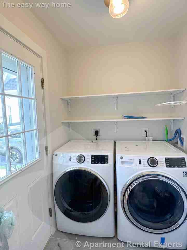 18 Radcliffe Rd - Photo 3 of 38