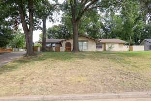 6109 S Knoxville Ave - Photo 1 of 1