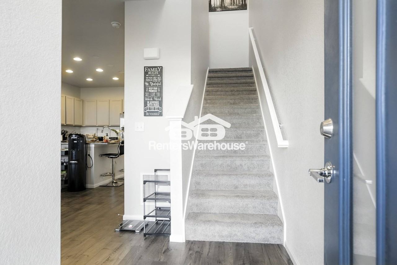 6521 N Dunkirk St - Photo 3 of 19