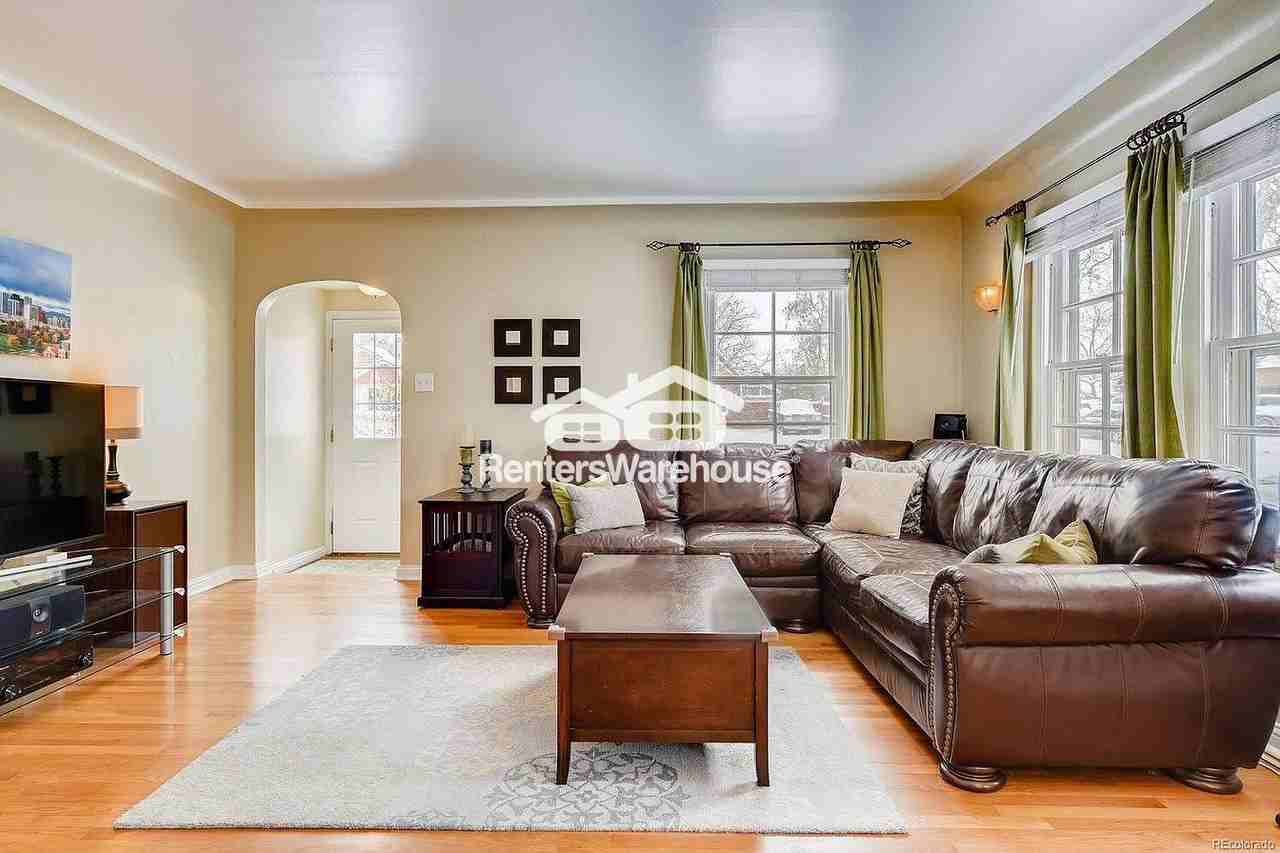 2075 S Washington St - Photo 2 of 34