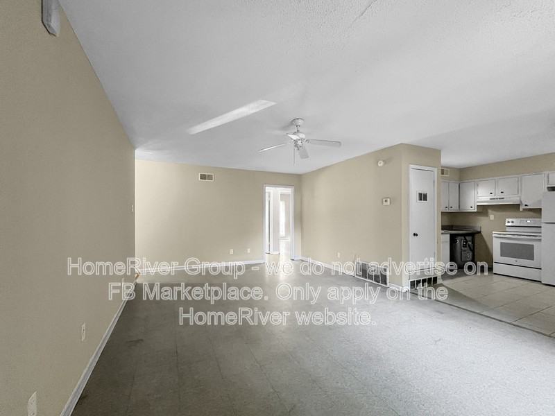 2076 Jan Dr - Photo 2 of 19