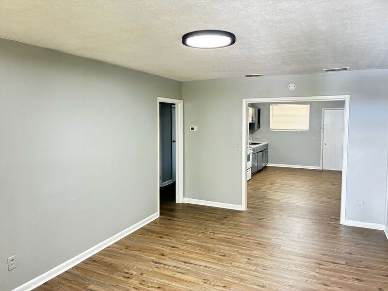 7138 Conant Ave - Photo 3 of 11