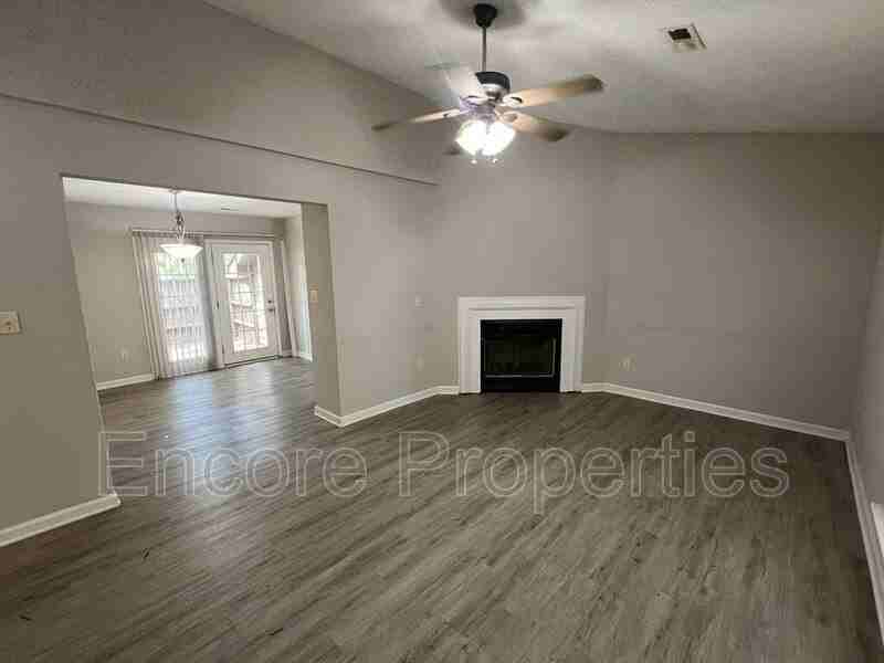 4826 Hollenden Dr #D - Photo 3 of 10
