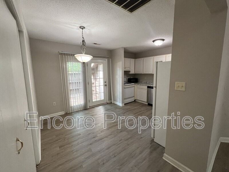 4826 Hollenden Dr #D - Photo 4 of 10