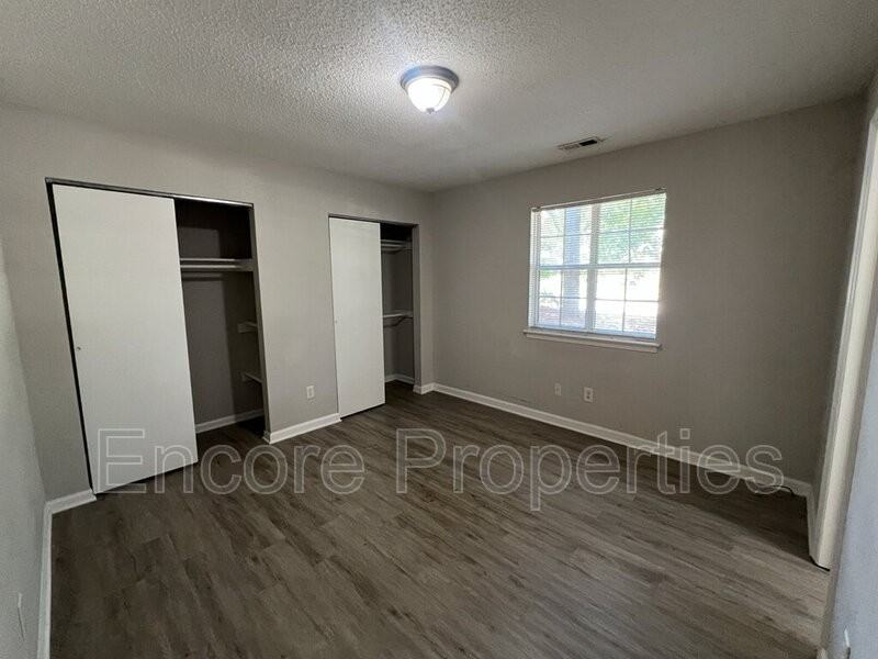 4826 Hollenden Dr #D - Photo 6 of 10