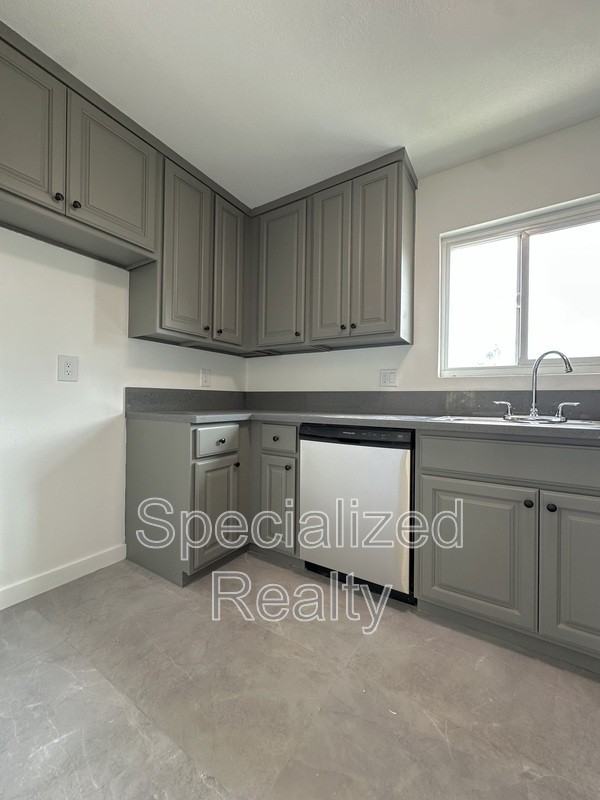 6731 Troost Ave #3 - Photo 4 of 10