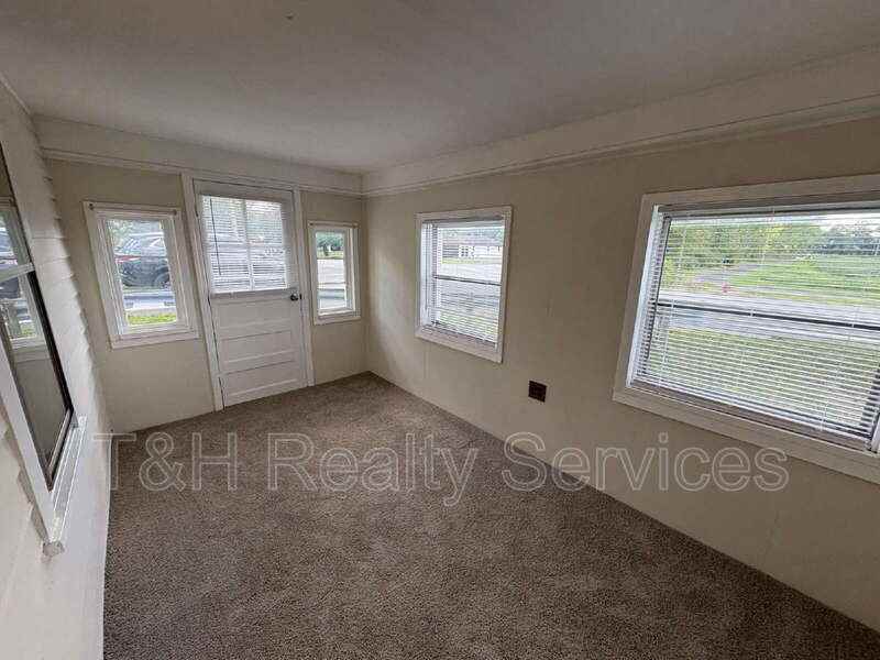 4992 Westsouth - Photo 6 of 23