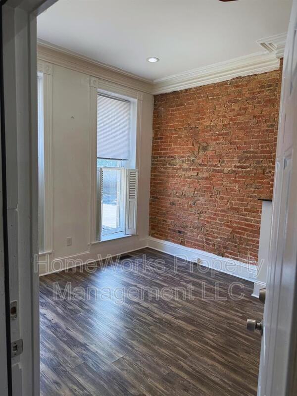 1824 Saint Paul St #1 - Photo 3 of 15