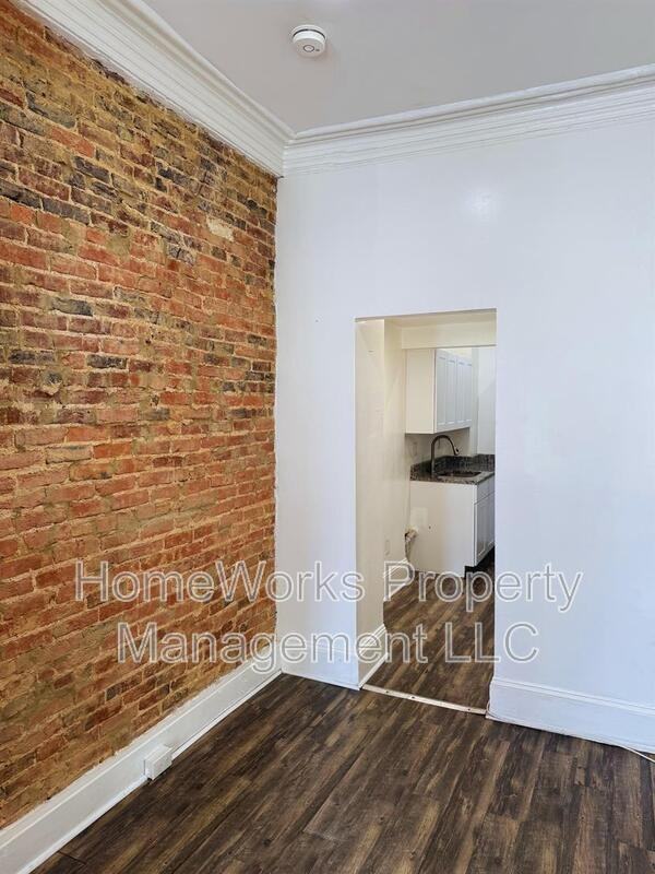 1824 Saint Paul St #1 - Photo 6 of 15