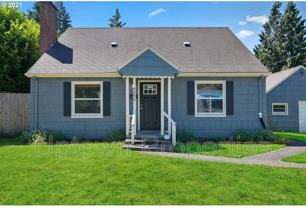 4036 Se Harrison St - Photo 1 of 1