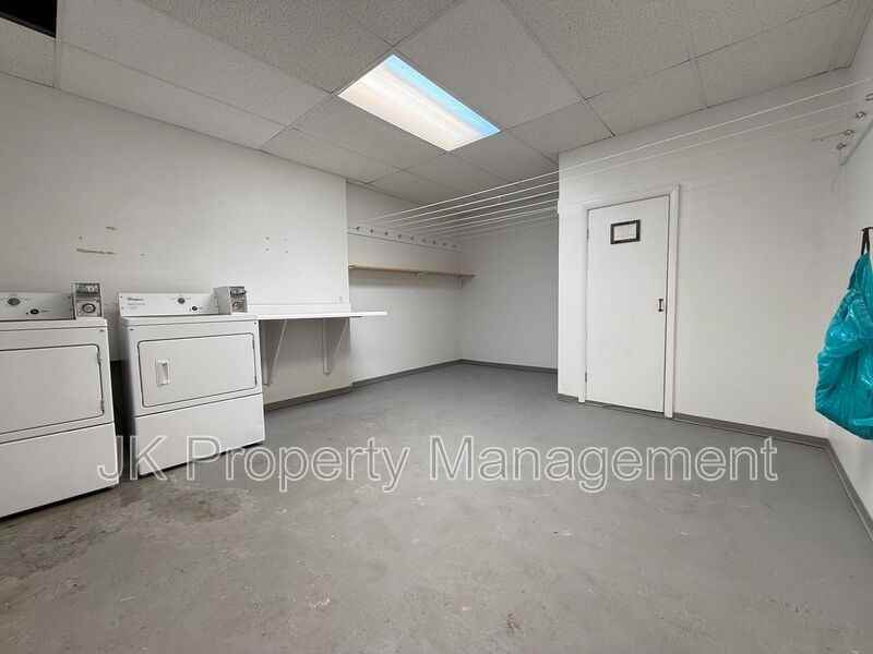 310 5th St N #31 - Photo 7 of 25