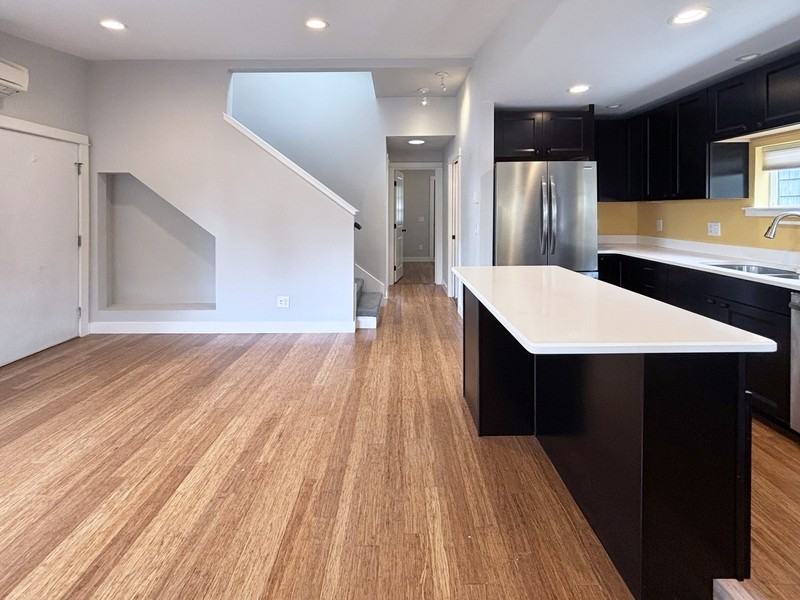 1889 Grant St - Photo 3 of 23