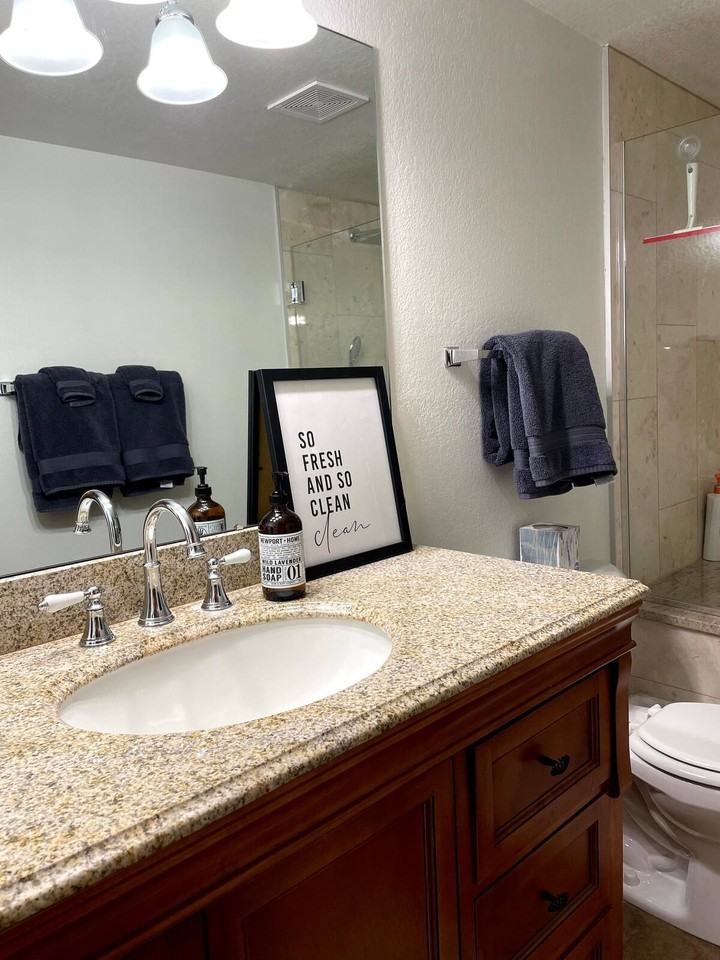 300 Sterling Way - Photo 7 of 16