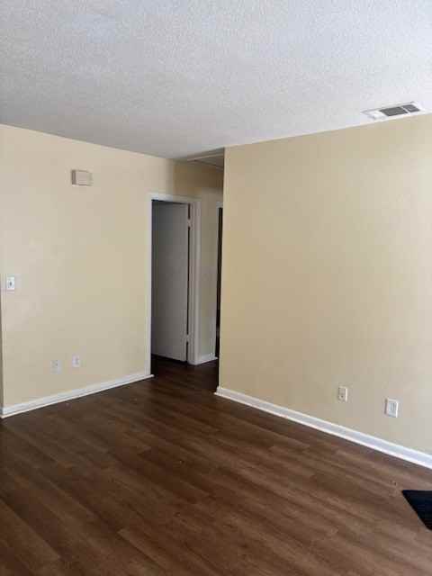 111 N Moss St Apt B - Photo 2 of 7