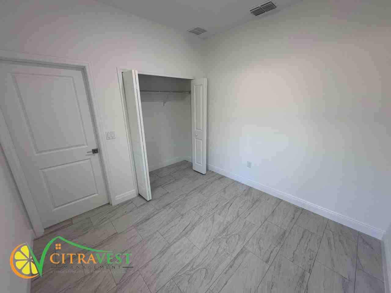 2895 West Admiral Lane - Photo 7 of 12