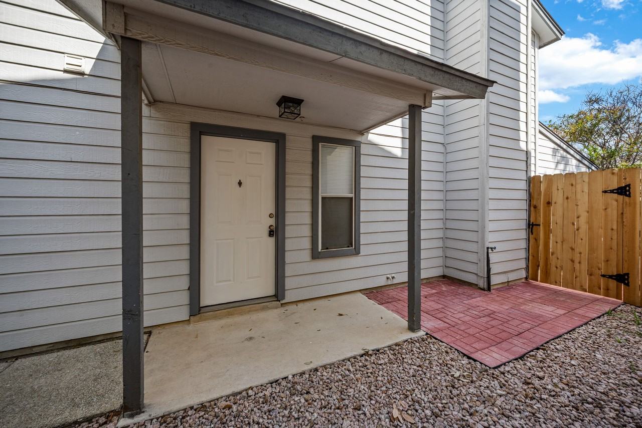 6123 Celtic - Photo 3 of 30