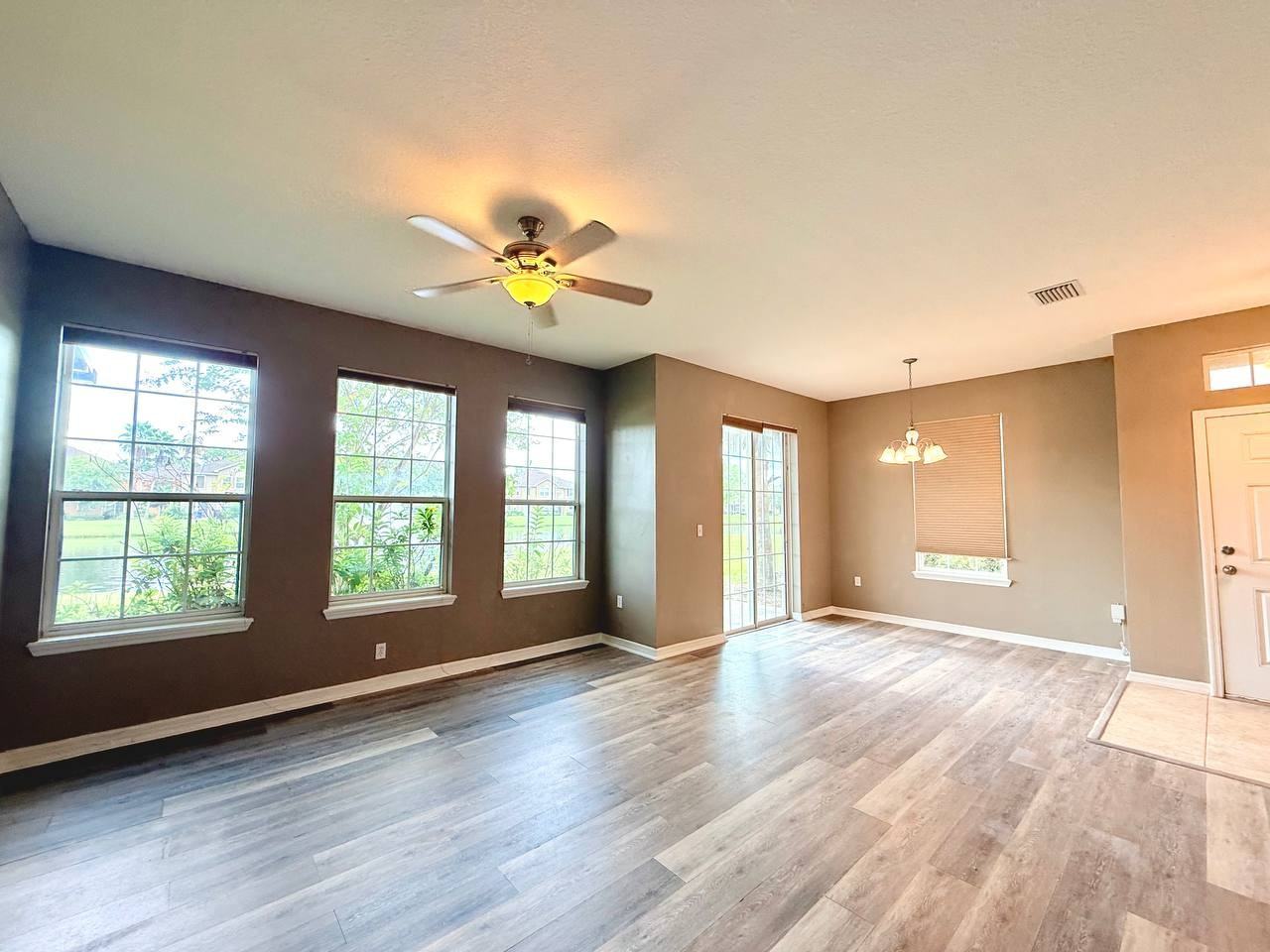 7001 Interbay Blvd #320 - Photo 6 of 29