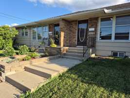 featured image of 2219 W 61st St