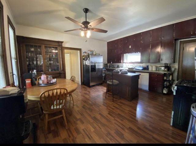 434 Saint Clair Ave - Photo 3 of 15