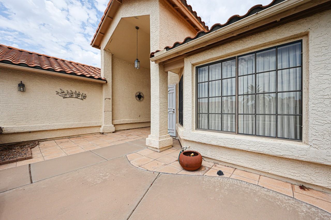 2720 Leisure World - Photo 4 of 36
