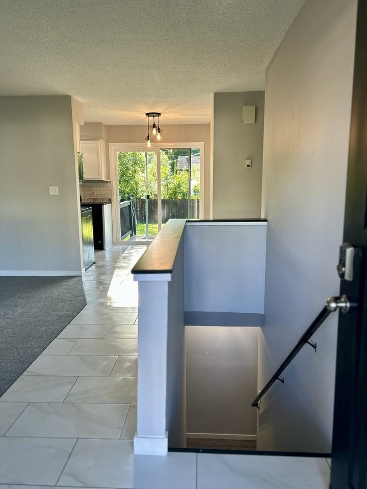 414 Belle Aire Dr #NA - Photo 3 of 25