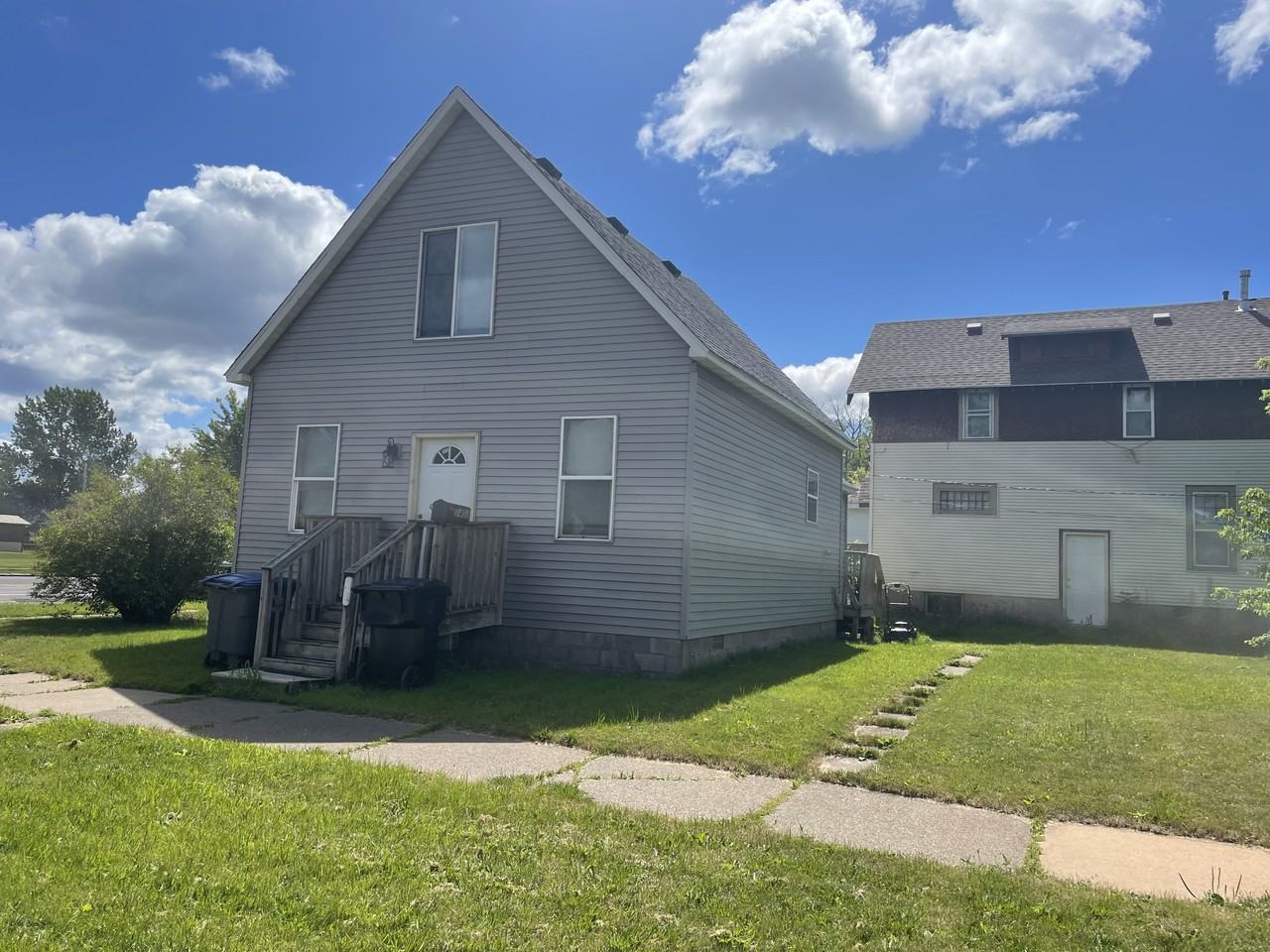 1402 N 19th St - Photo 2 of 20
