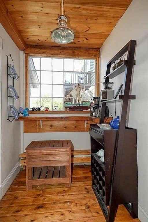 114 Central St #U3 - Photo 2 of 9