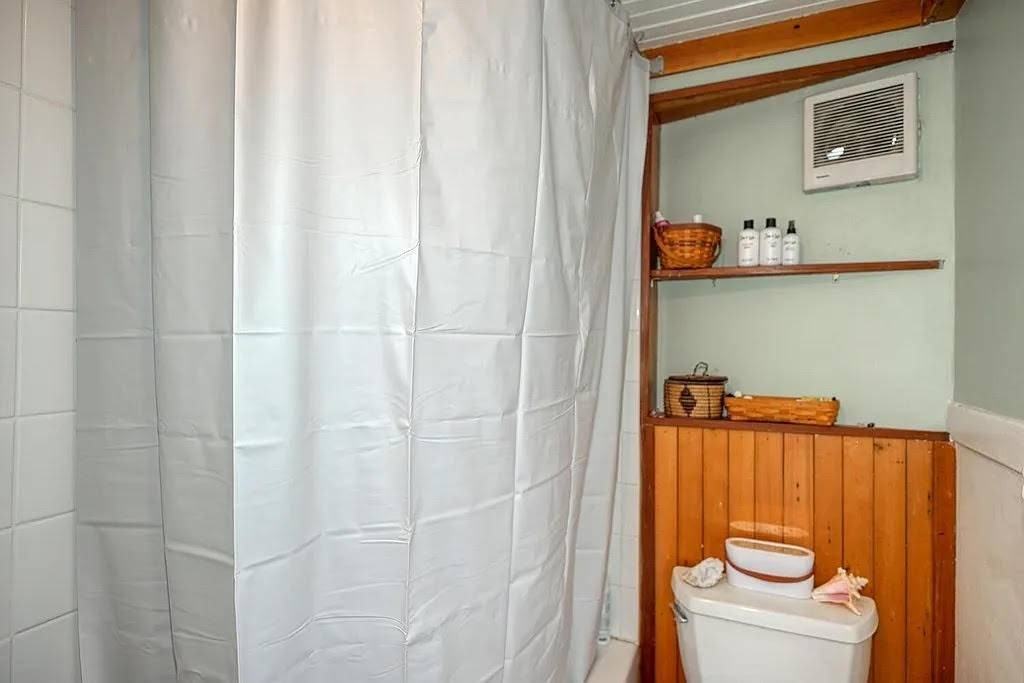 114 Central St #U3 - Photo 3 of 9