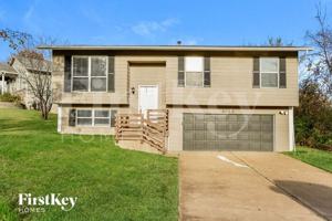 featured image of 2105 S Barrington Ct