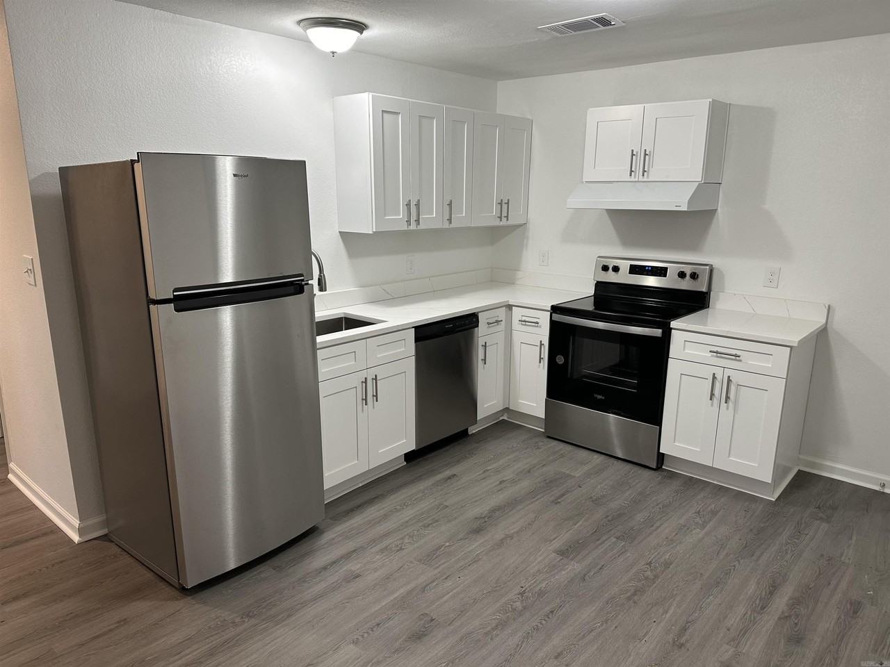 10A Hiland Pl - Photo 4 of 14