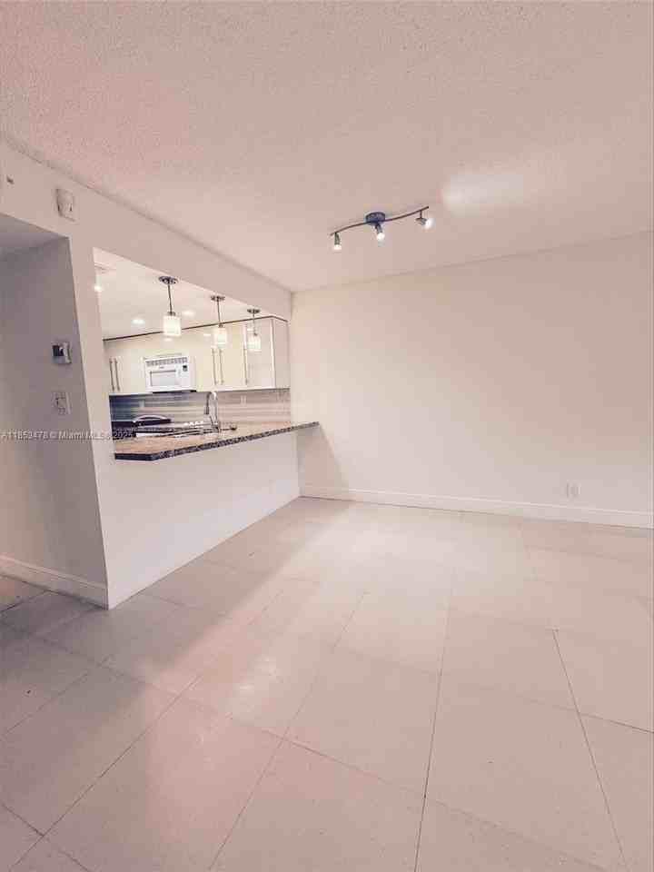 100 Lake View Drive #113 - Photo 2 of 14