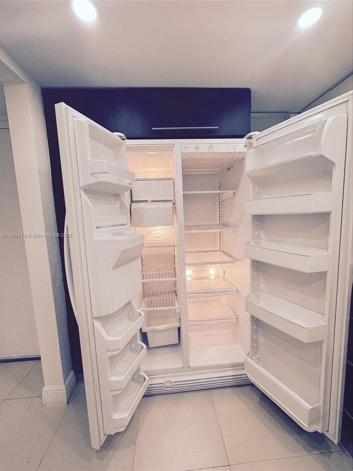 100 Lake View Drive #113 - Photo 3 of 14