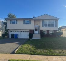 featured image of 28 Sunset Dr