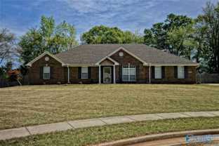 16992 Woodhaven Dr - Photo 1 of 1