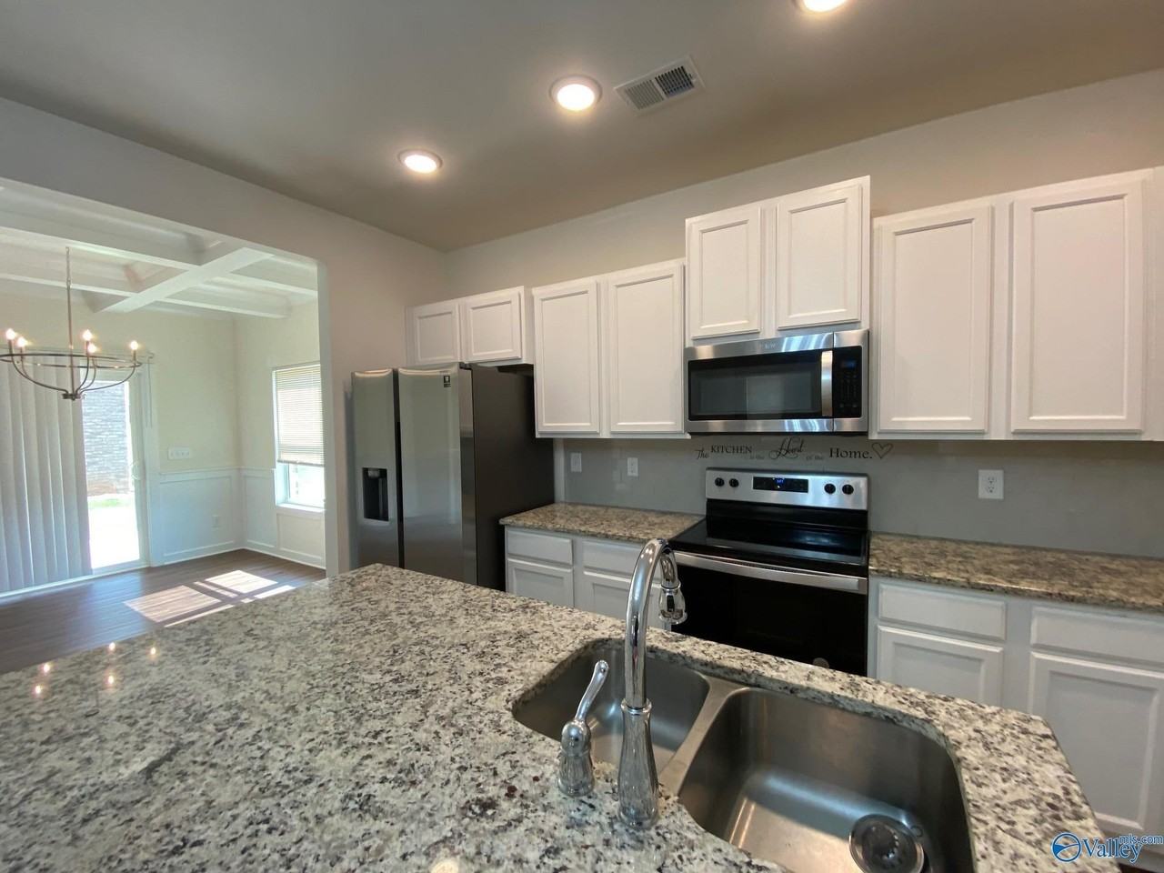 4214 Textile Ln Sw - Photo 3 of 30