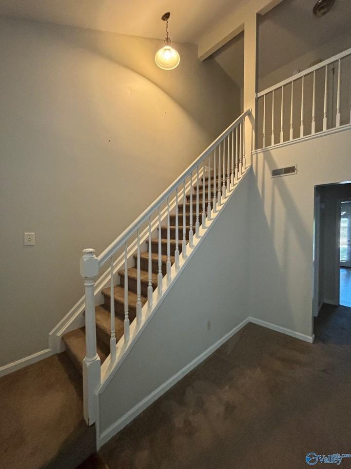 2716 Wynterhall Rd Se - Photo 4 of 16