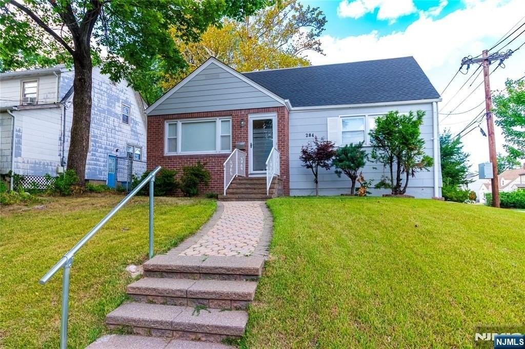 284 Continental Ave - Photo 2 of 28