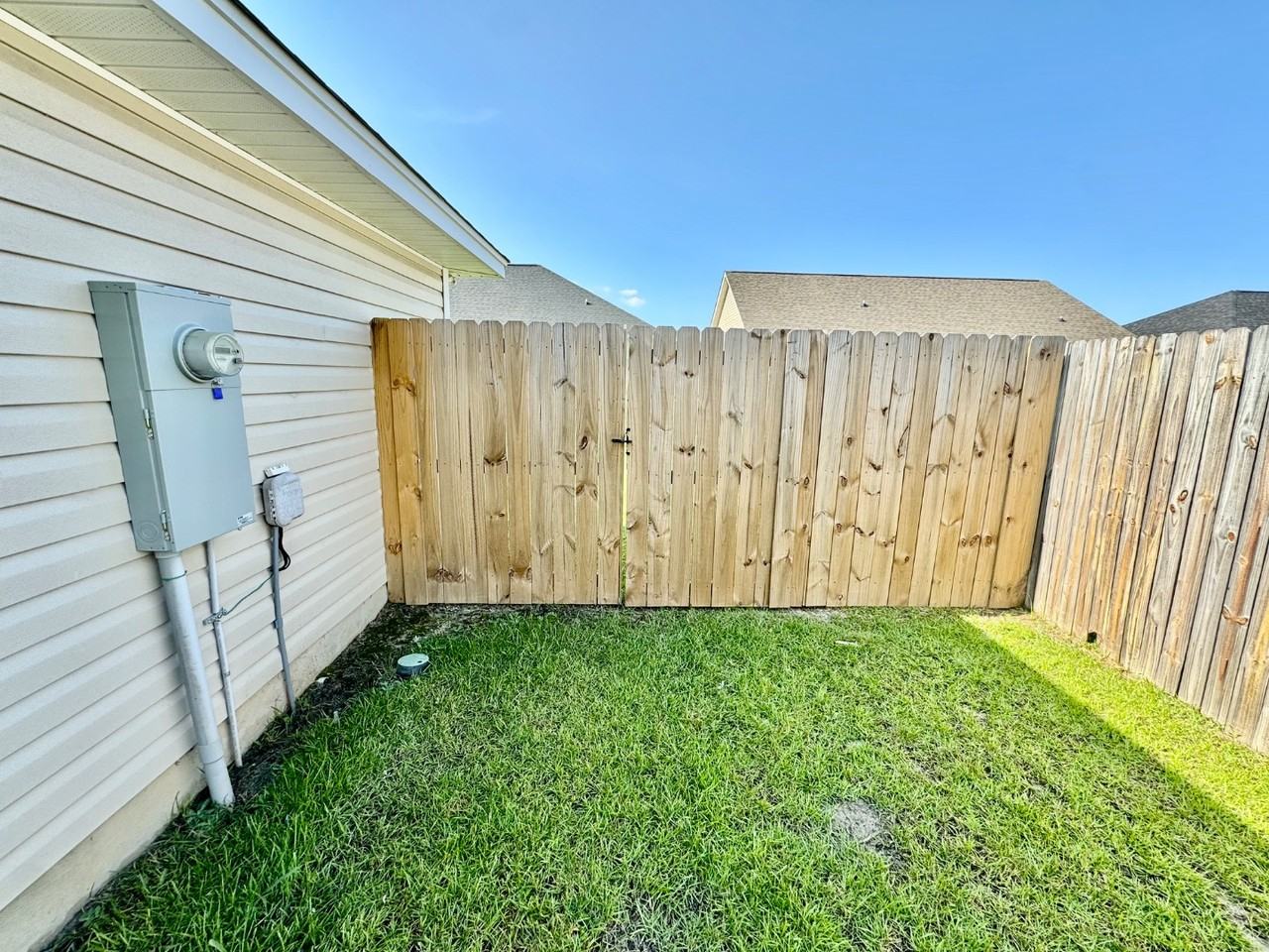 3686 Saddleridge Dr - Photo 5 of 13