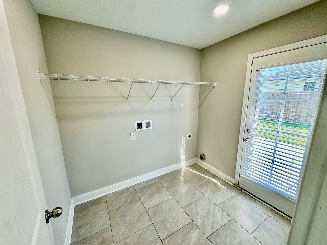 3686 Saddleridge Dr - Photo 7 of 13