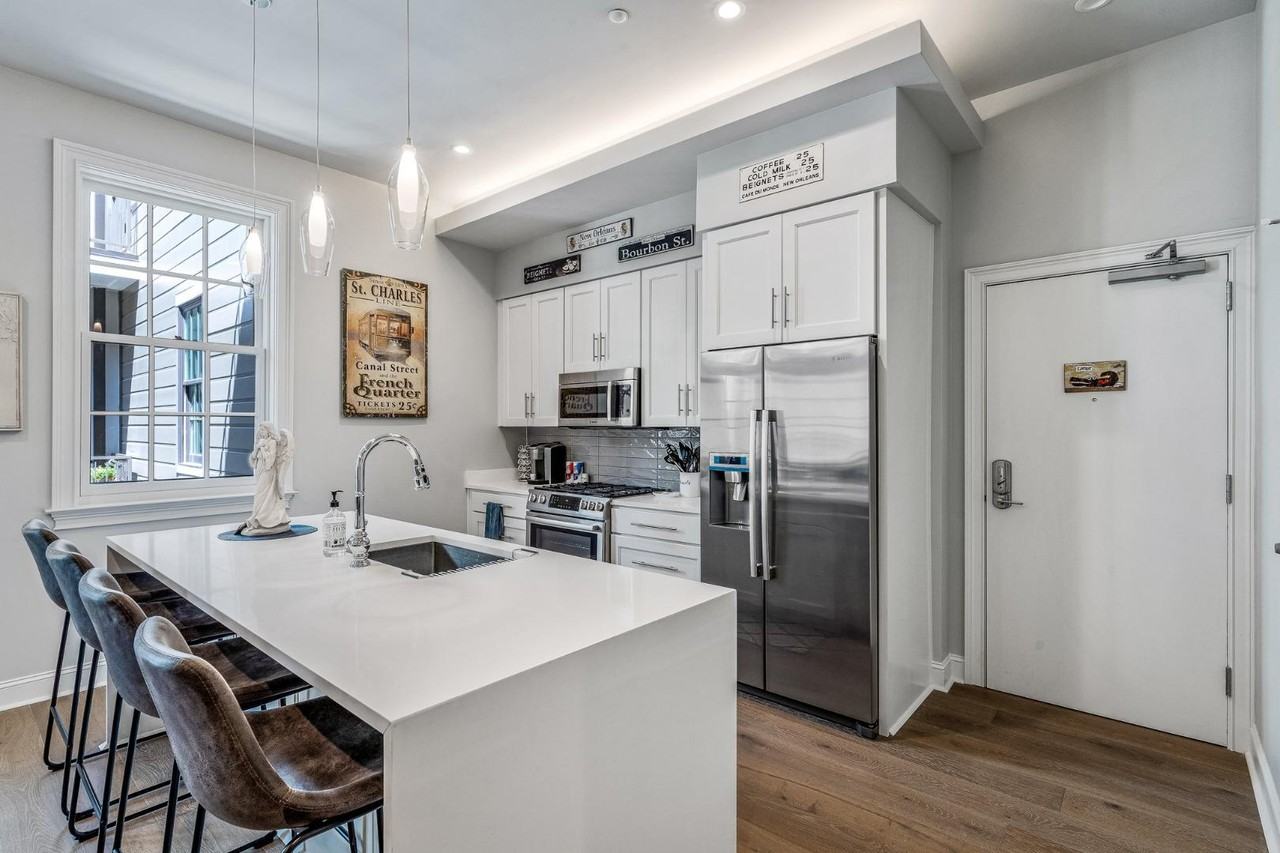 731 Saint Charles Ave - Photo 5 of 20