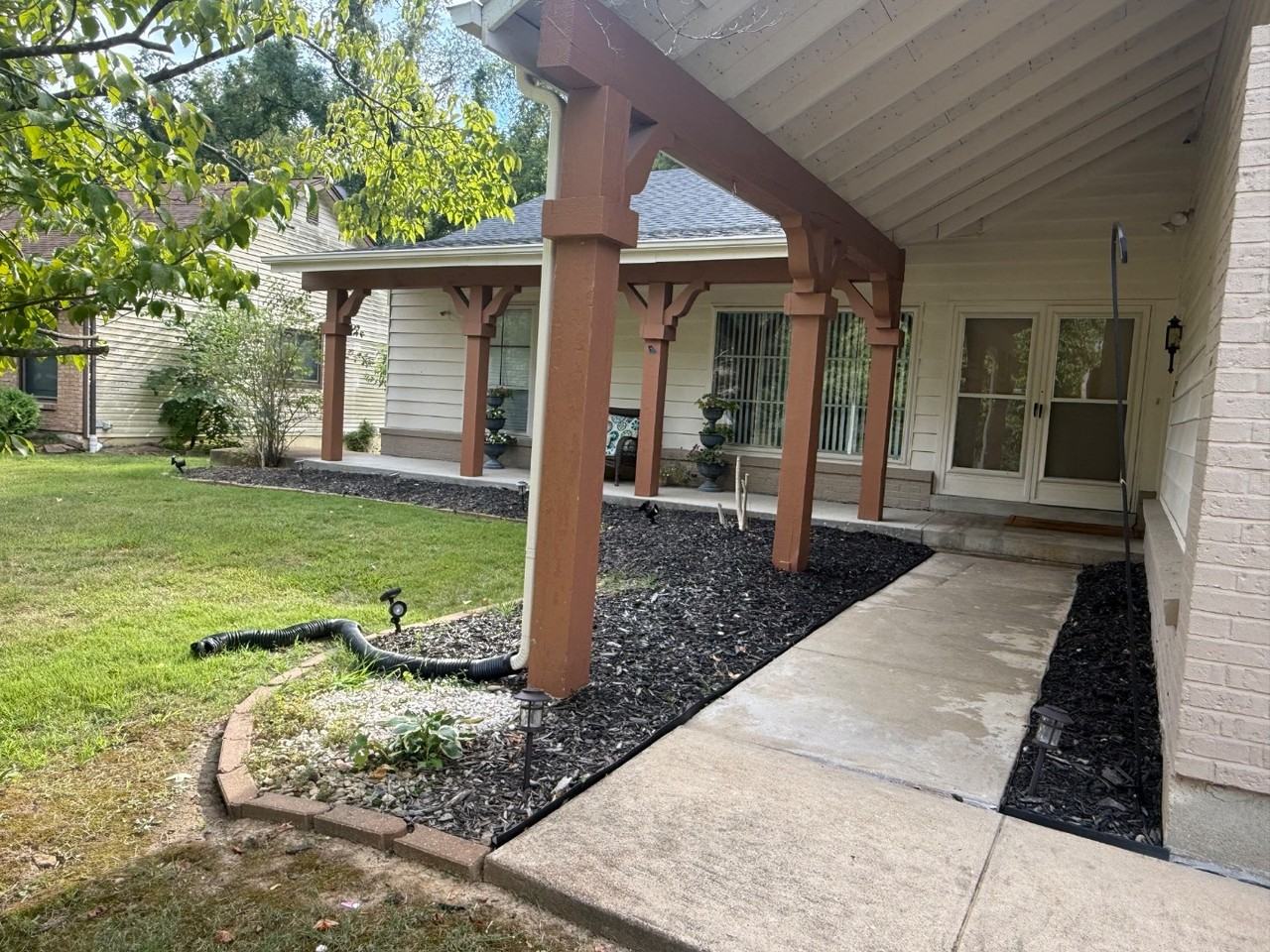 5152 Trailbend Dr - Photo 3 of 11