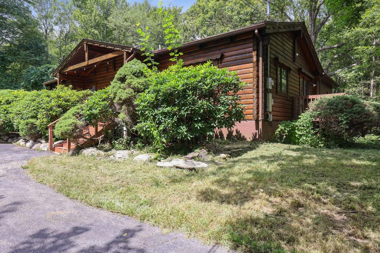 456 Devils Hole Rd - Photo 2 of 3