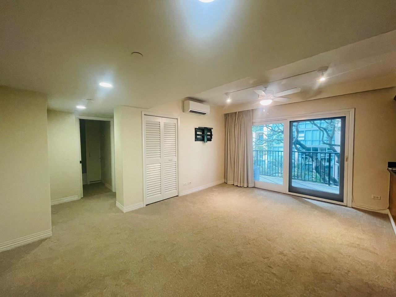 21 Craigside Pl #4C - Photo 3 of 22