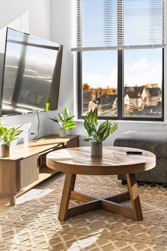 600 Broadway #1240317P - Photo 4 of 39