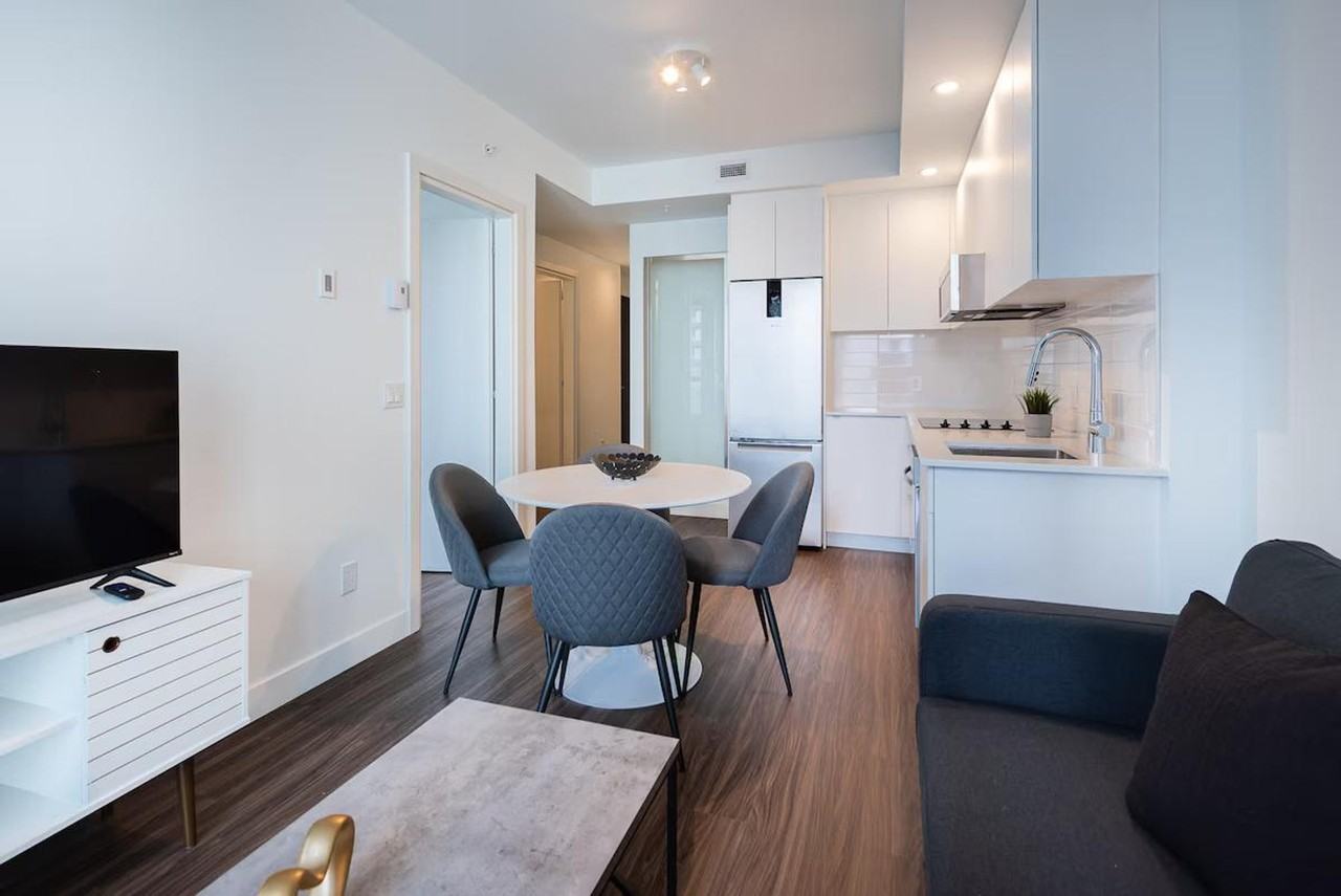 1428 Av Overdale #1261787P - Photo 4 of 49