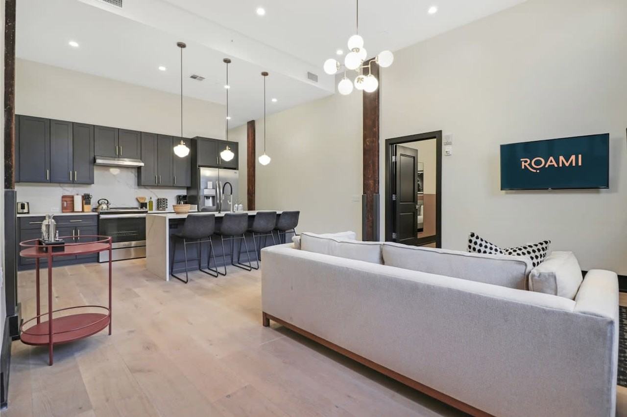 1148 South Peters Street - Photo 2 of 50