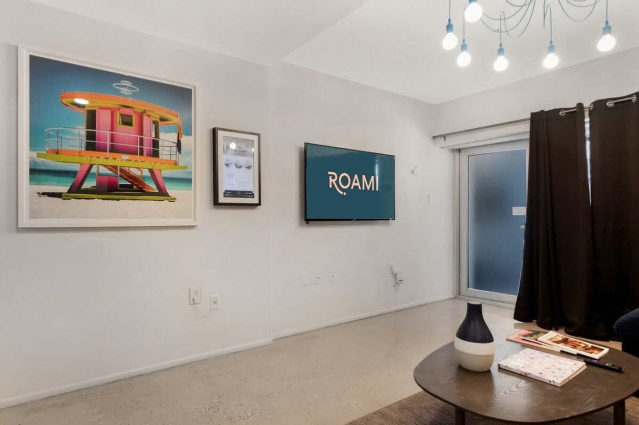 250 Collins Avenue - Photo 2 of 69